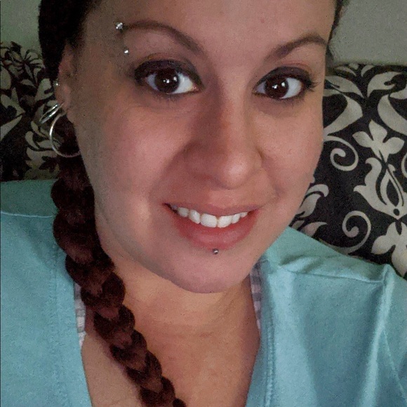 Meet your Posher, Charlyn - Picture 1 of 1